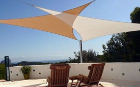 רשת צל משולש 4X4X4 כחול פלאיה PLAYA רשת צל משולש 4X4X4 כחול פלאיה PLAYA