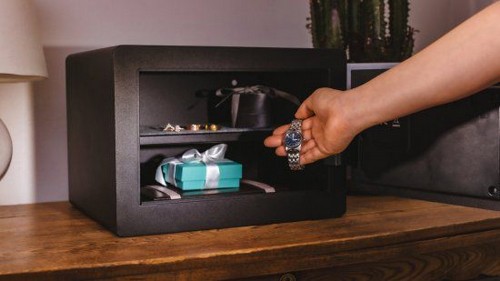 ���� ���� + ���� Yale Smart Safe 90102497